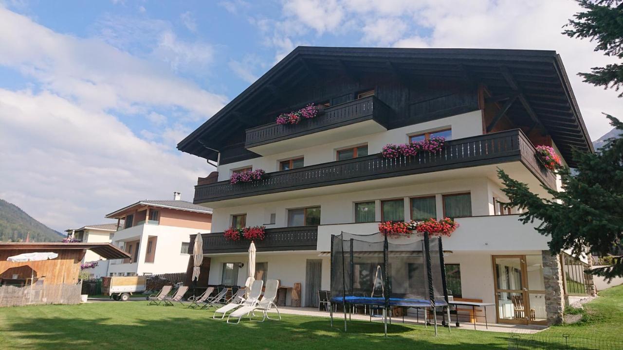 Pension Tirol Сан-Валентино-алла-Мута Экстерьер фото