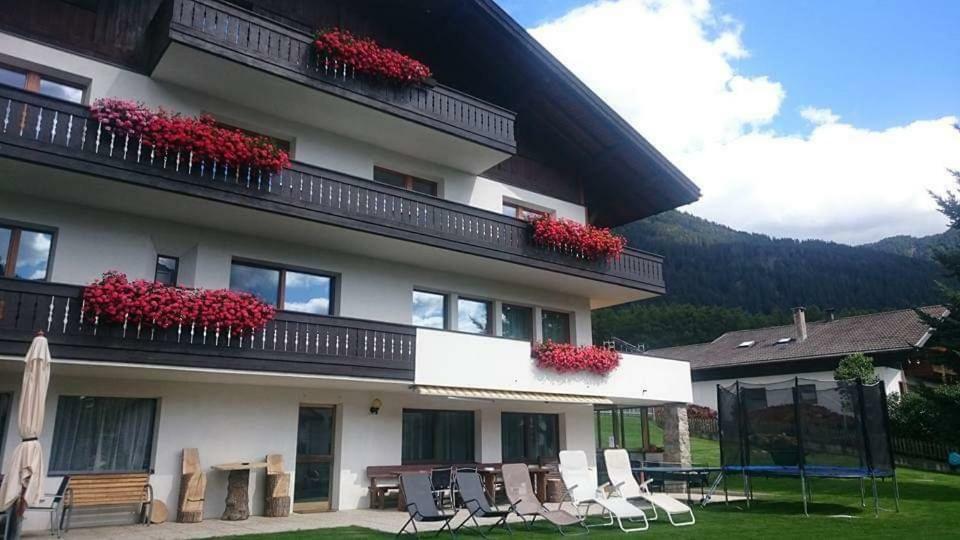 Pension Tirol Сан-Валентино-алла-Мута Экстерьер фото